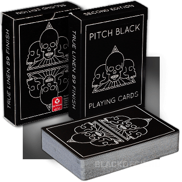Pitch Black Second Edition - очень черная колода Cartamundi для тех, кто любит черепа, геометрию и минимализм