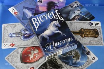 Веер игральных карт из колоды Bicycle Anne Stokes Unicorns