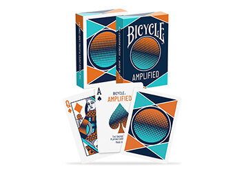 Общий вид колоды игральных карт Bicycle Amplified