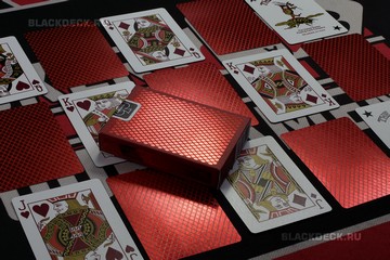 Bee Red Metalluxe: обратная сторона упаковки игральных карт